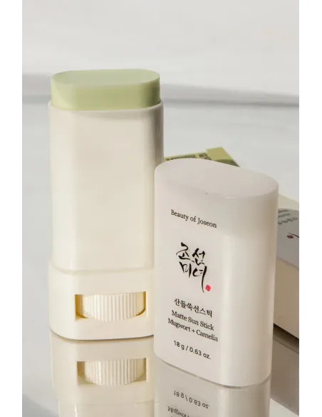 Protector Solar en Barra Mate Artemisa + Camelia SPF50+ | Beauty of Joseon
