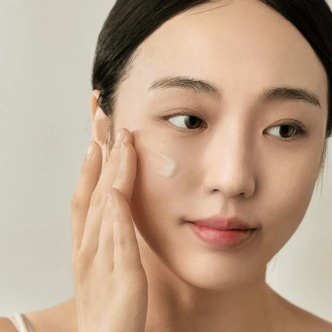 Light On Serum: Centella + Vita C (10ml)